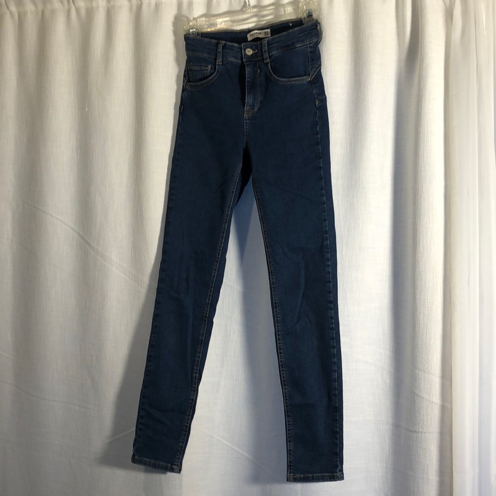 Skinny blue jeans